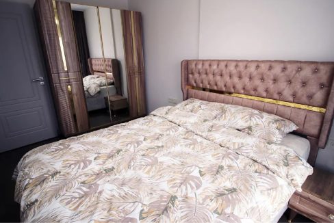 Lovely 2-Bedroom Luxury flat beside the TRAMWAY !Artboard 4-100