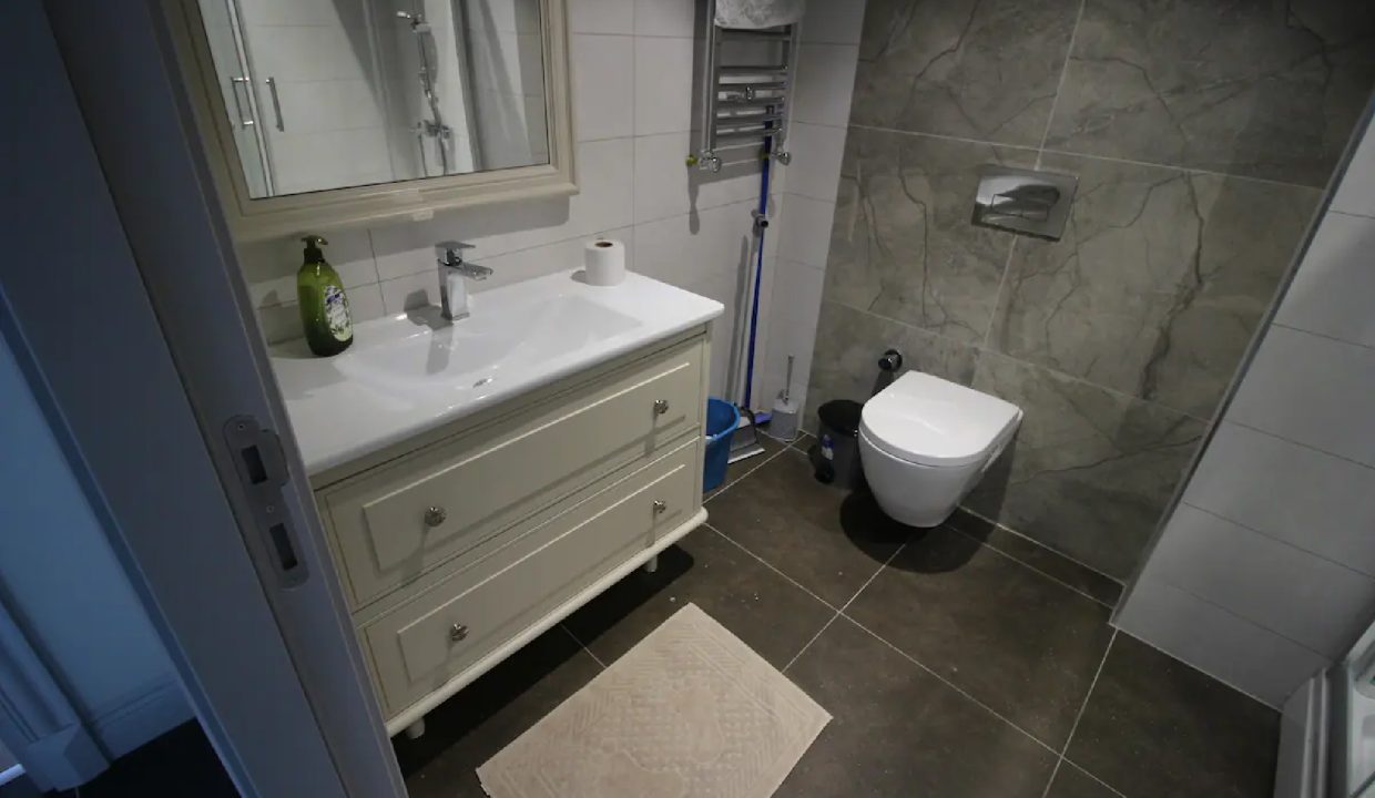 Lovely Choice 1-Bedroom inside Big Shopping Mall.Artboard 3-100